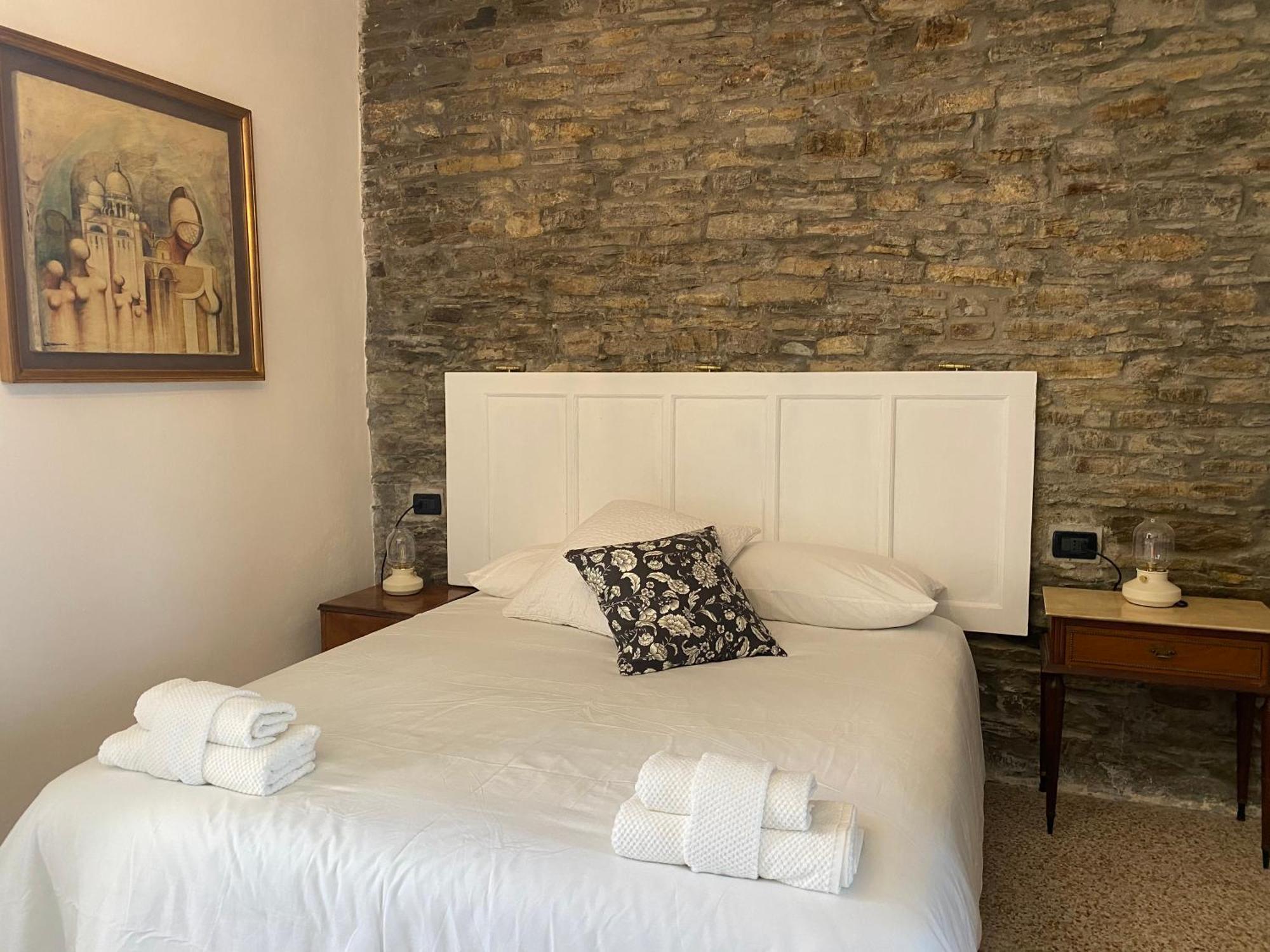 ベルチェート La Lupa E L'Orso Bed & Breakfast エクステリア 写真